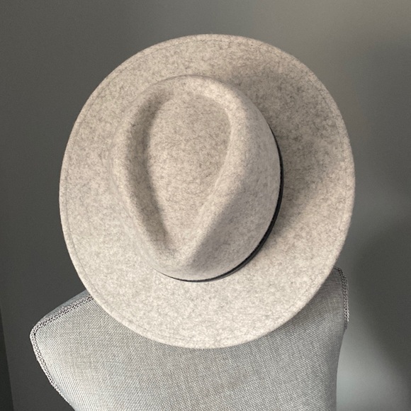 Chapeau 👒 - Picture 1 of 9